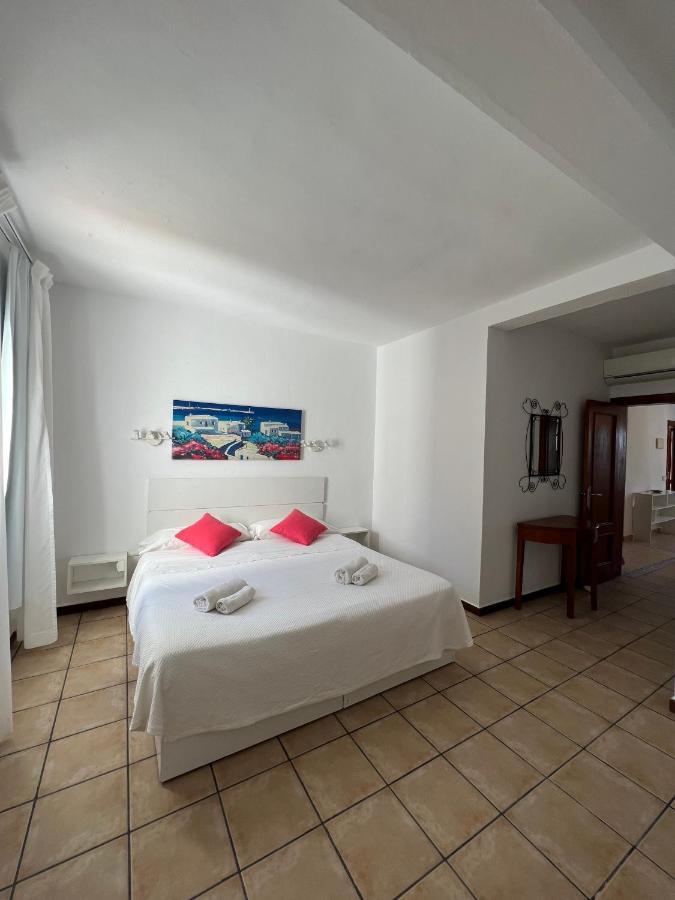 Apartamentos Vista Vedra La Savina  Exterior photo